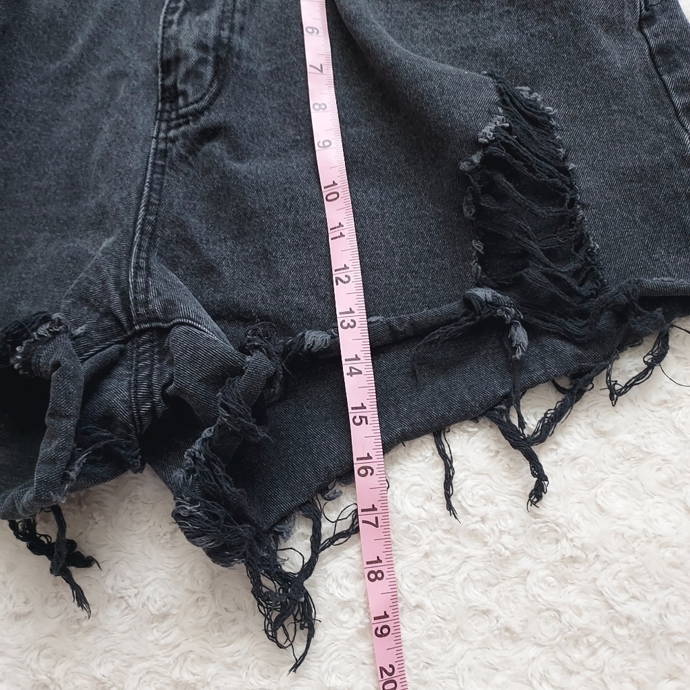 SHEIN Black distressed raw hem high rise jean shorts 3XL Casual Summer - Picture 9 of 10